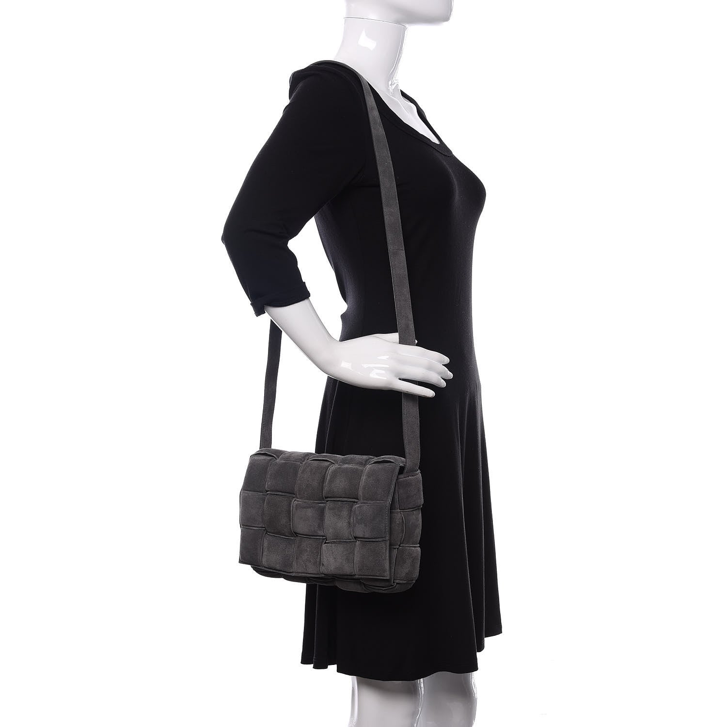 Bottega Veneta Suede Maxi Intrecciato Padded Cassette Crossbody Bag Graphite 2 of 9