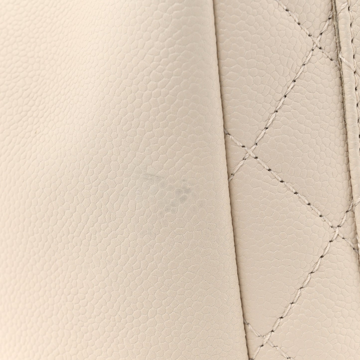 Caviar Quilted Grand Shopping Tote GST White