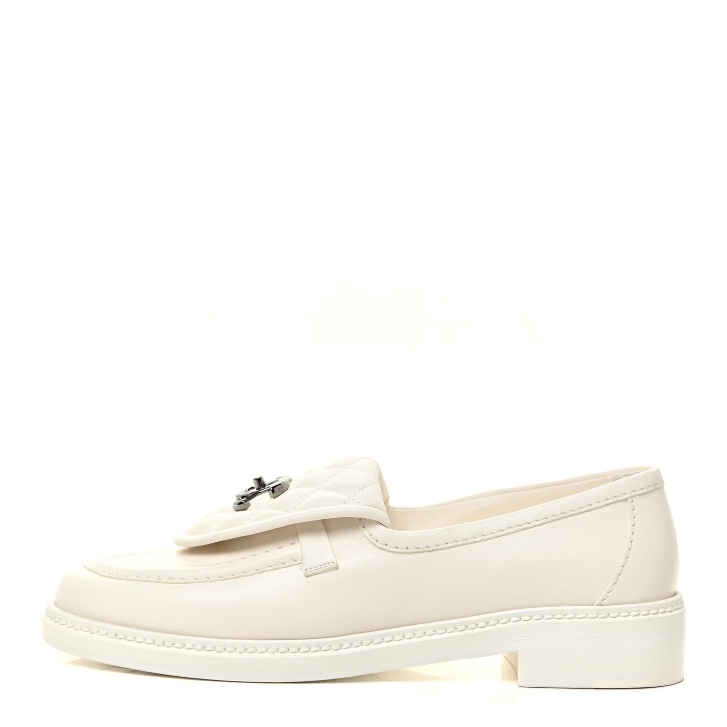 Lambskin Quilted CC Turnlock Loafers 38.5 White