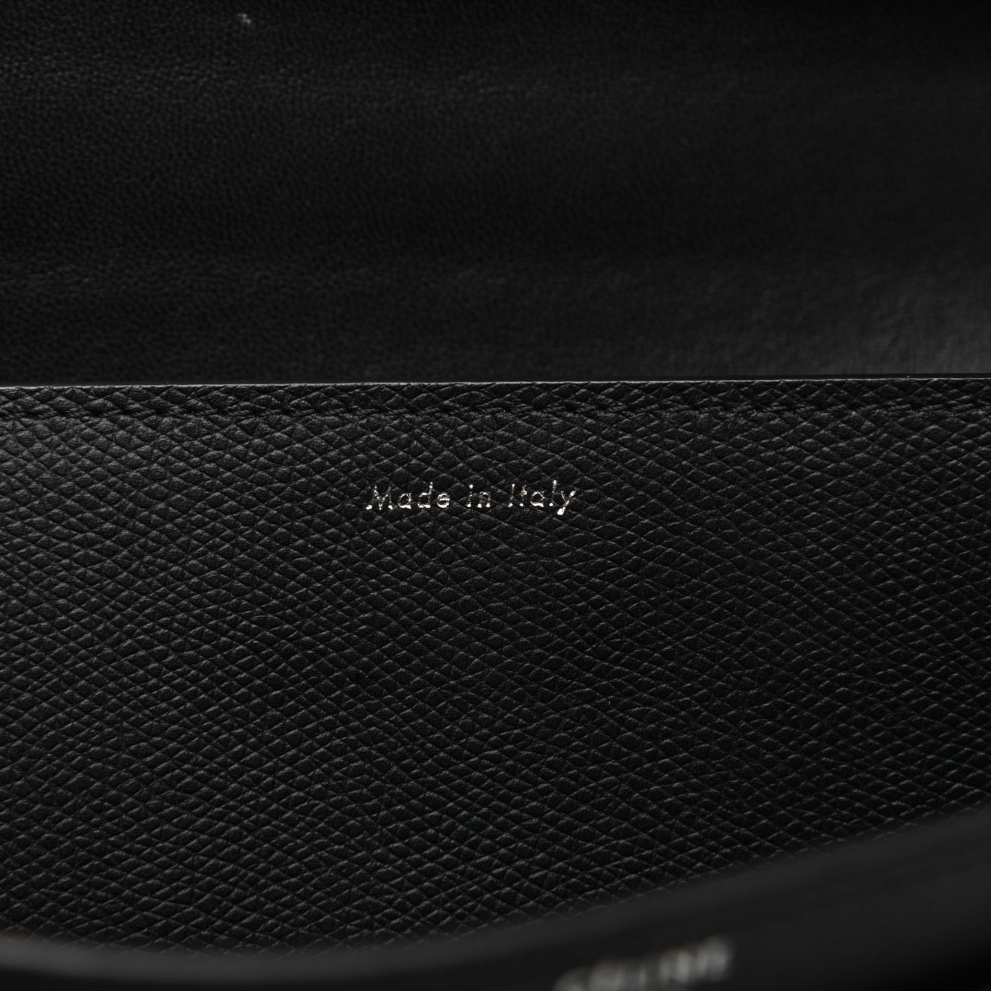 Baby Grained Calfskin Small Case Flap Black
