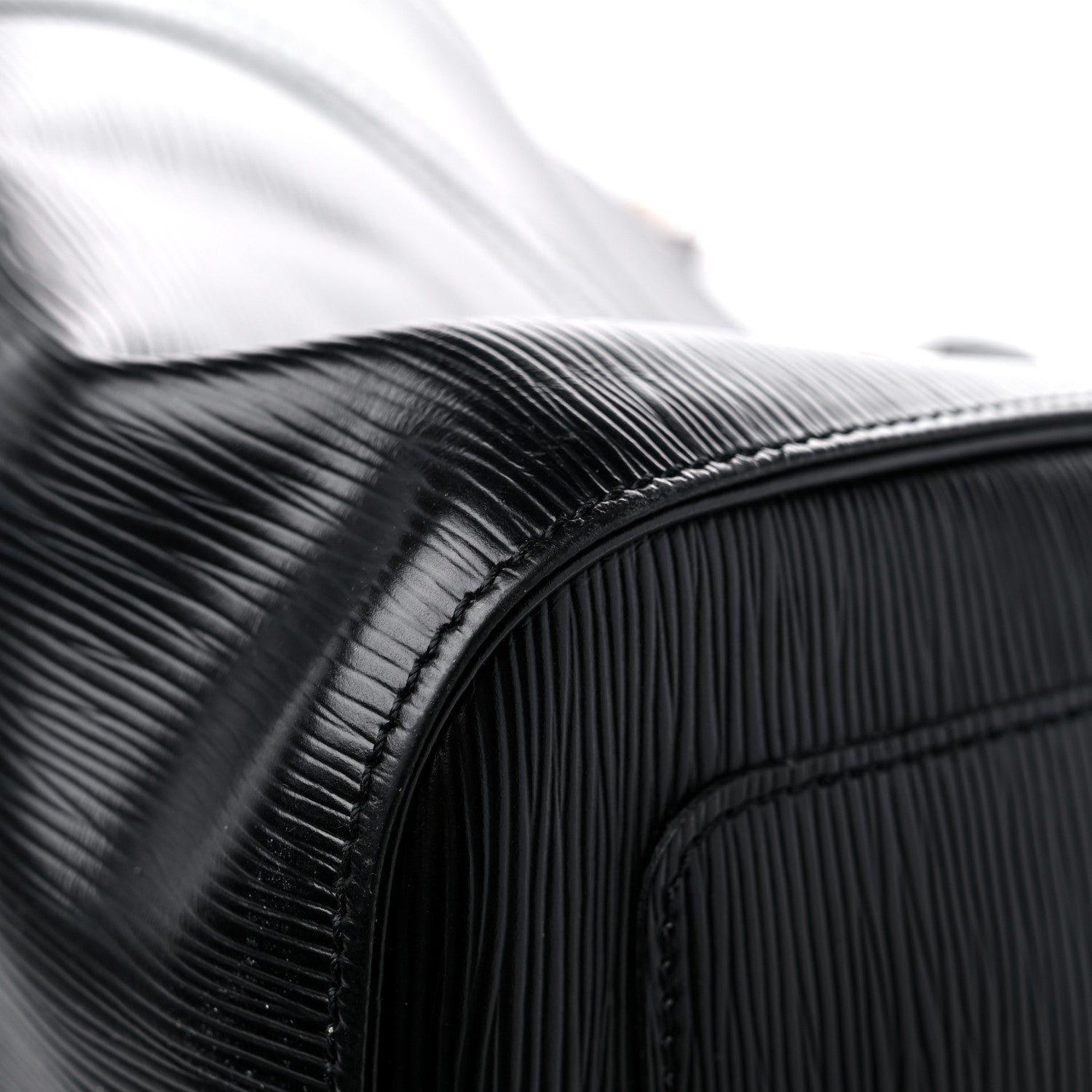Louis Vuitton Epi Keepall 55 Black 9 of 17