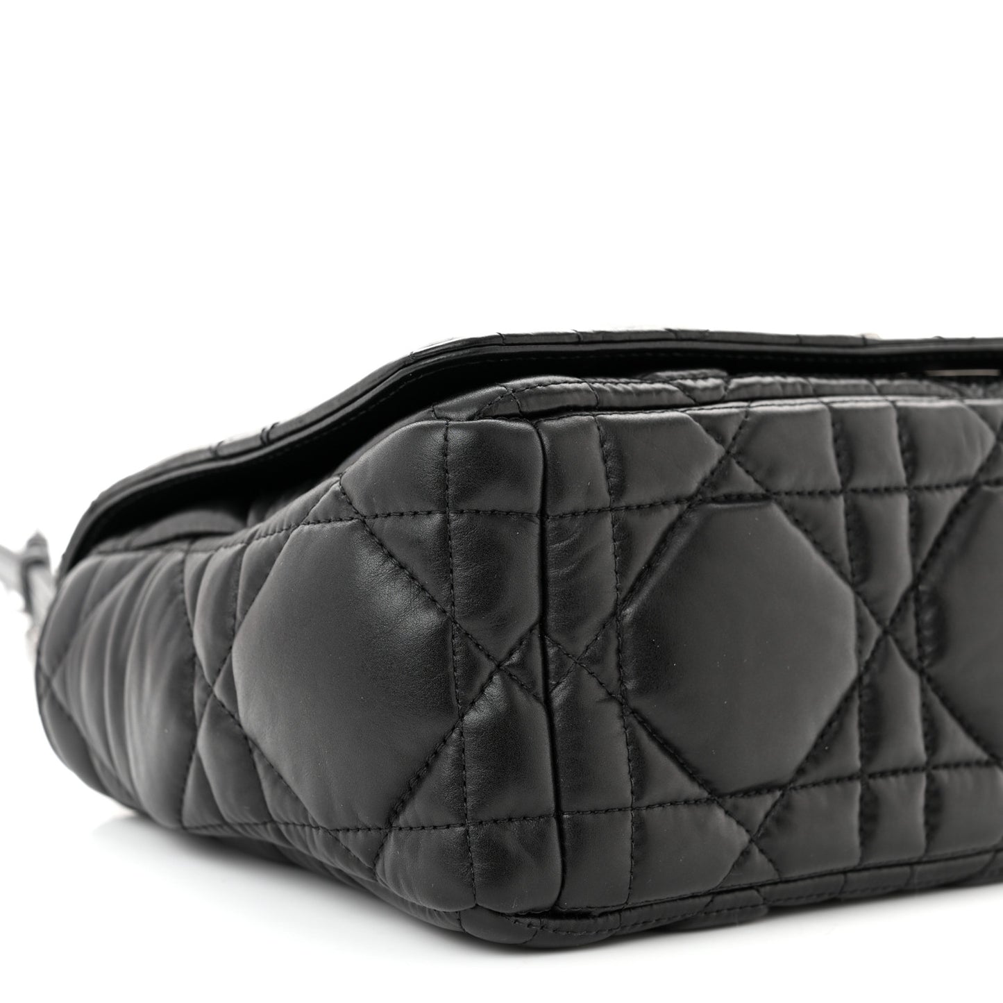 Calfskin Macrocannage Medium Caro Bag Black