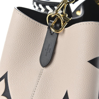 Louis Vuitton Empreinte Monogram Giant Crafty Neonoe MM Creme Black 10 of 11