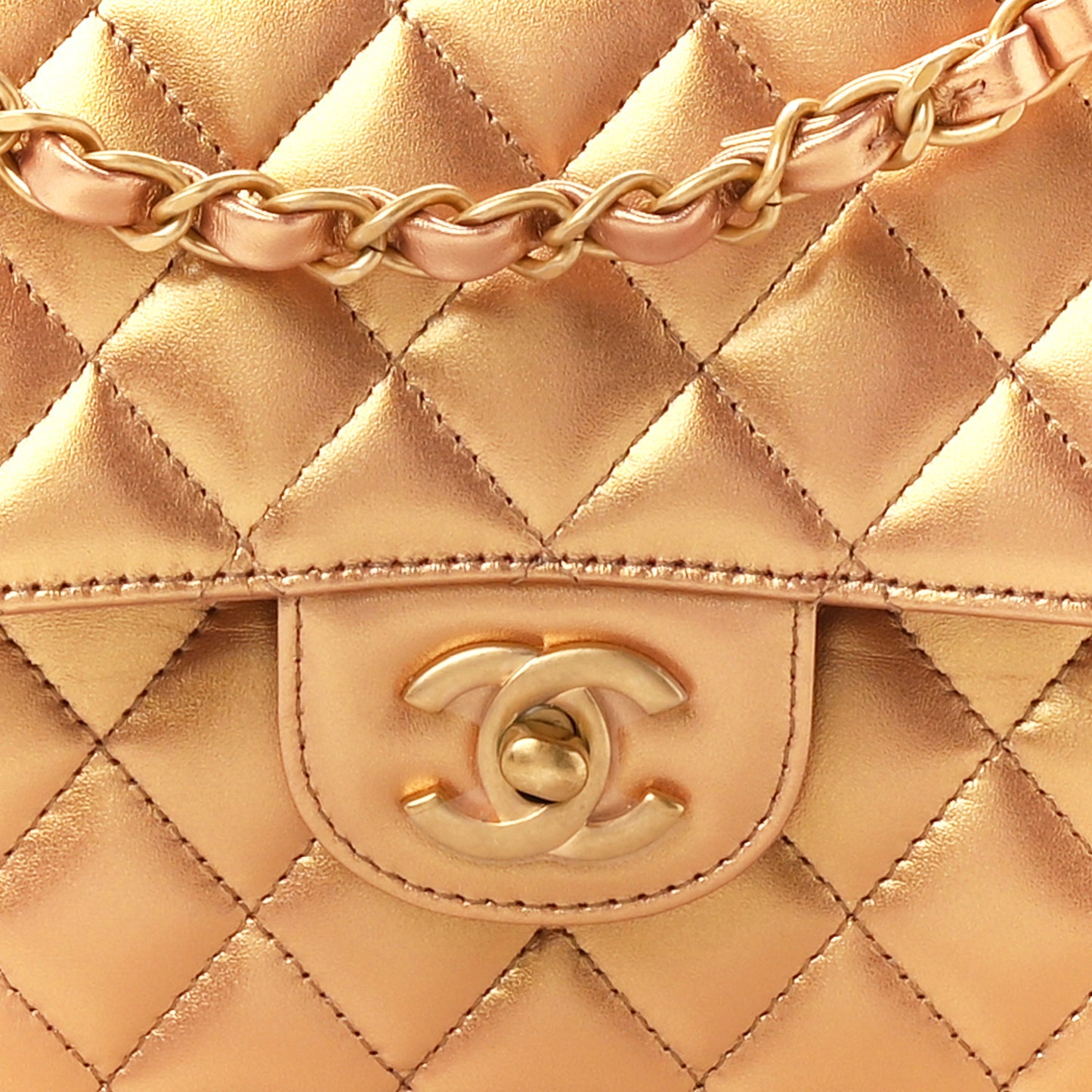 Metallic Lambskin Quilted Medium Double Flap Golden