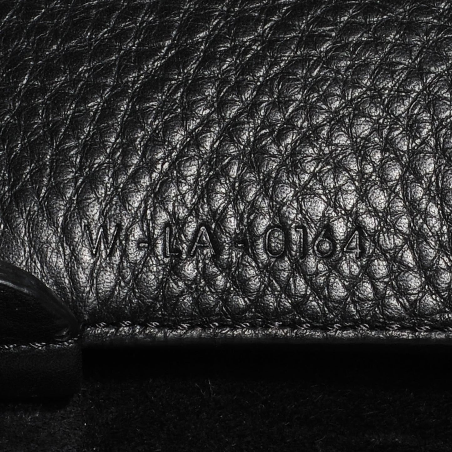 Soft Grained Calfskin Medium Cabas Phantom Black