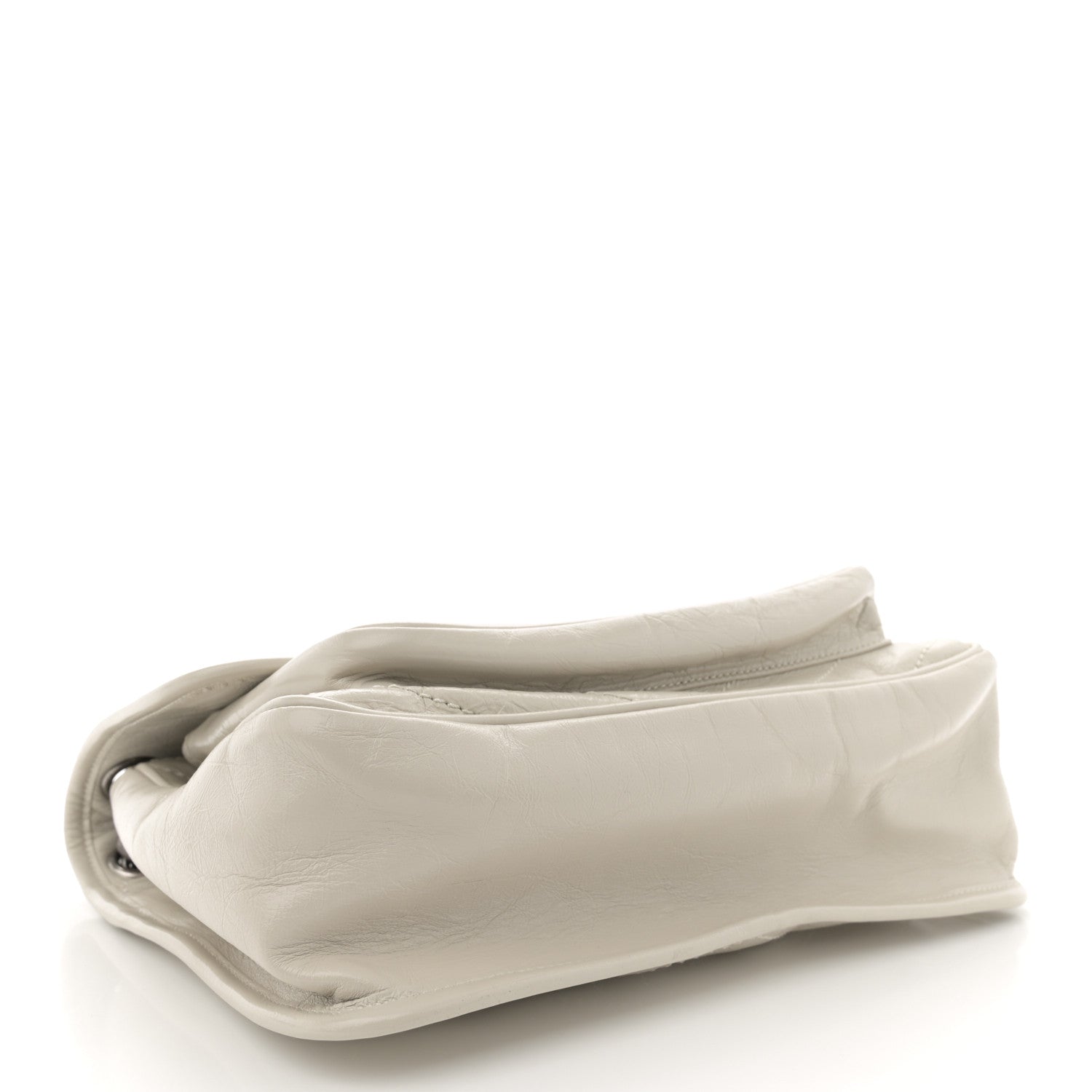 Saint Laurent Crinkled Calfskin Matelasse Monogram Medium Niki Chain Satchel Ivory 4 of 12