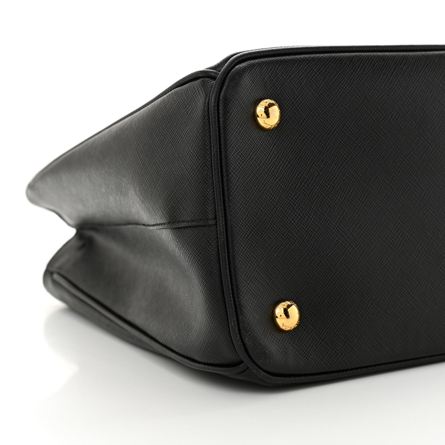 Saffiano Lux Medium Tote Black