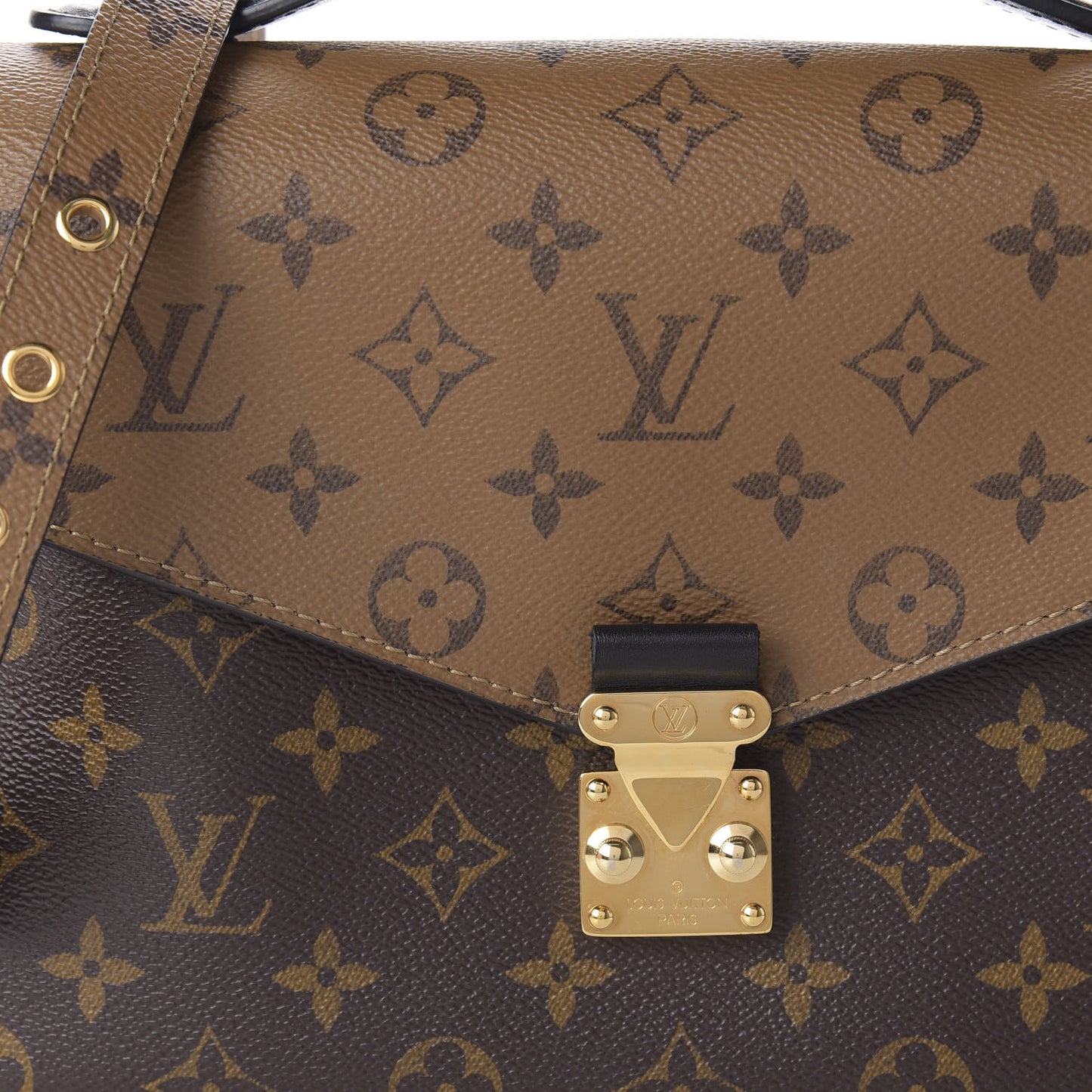 Reverse Monogram Pochette Metis