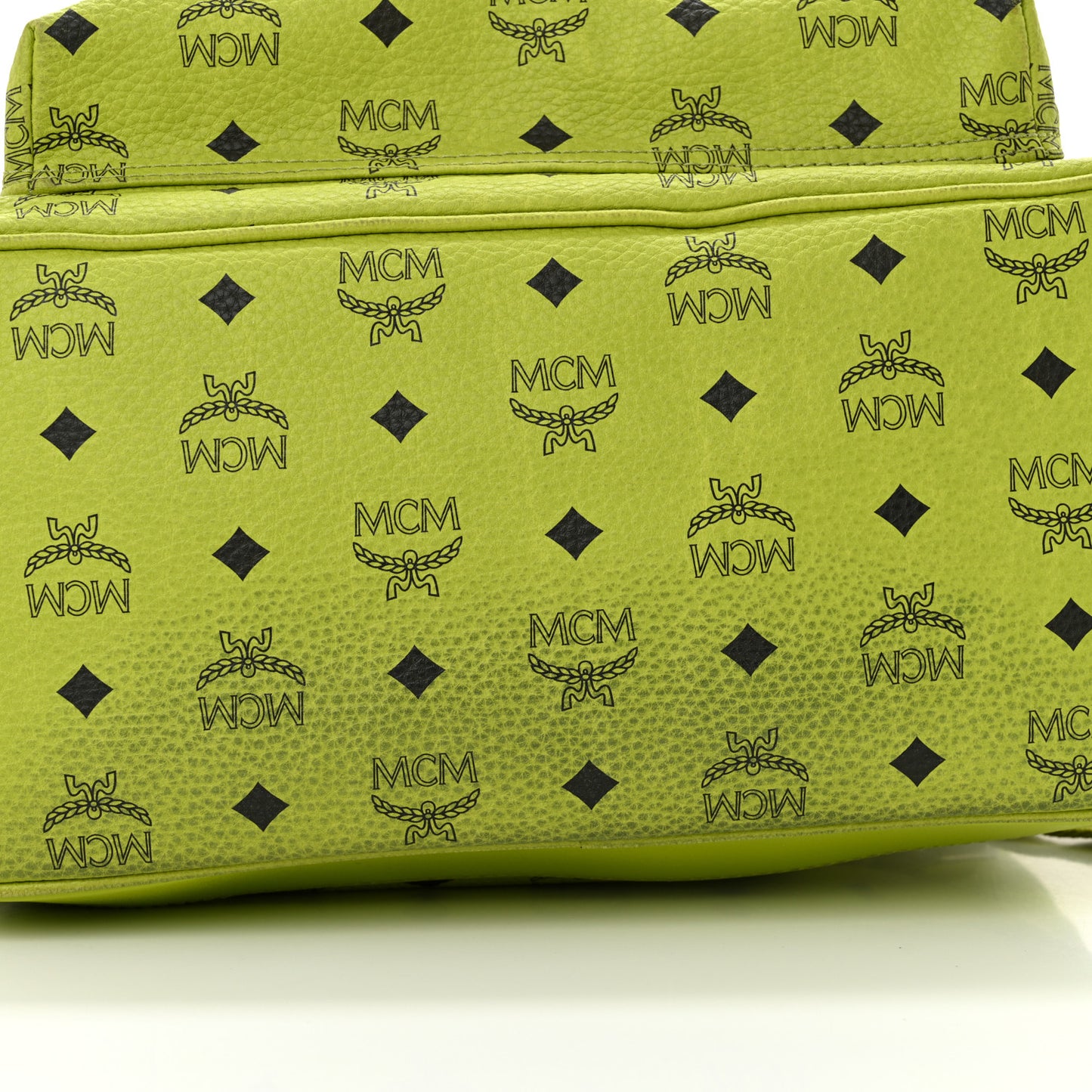 Visetos Crown Stud Medium Stark Backpack Green