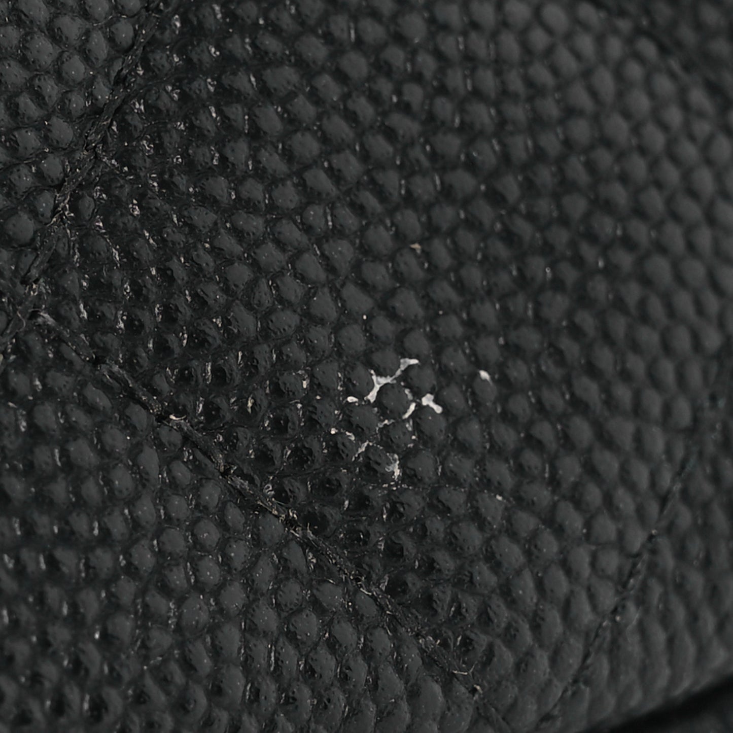 Caviar Quilted Small Curvy Pouch Cosmetic Case Black