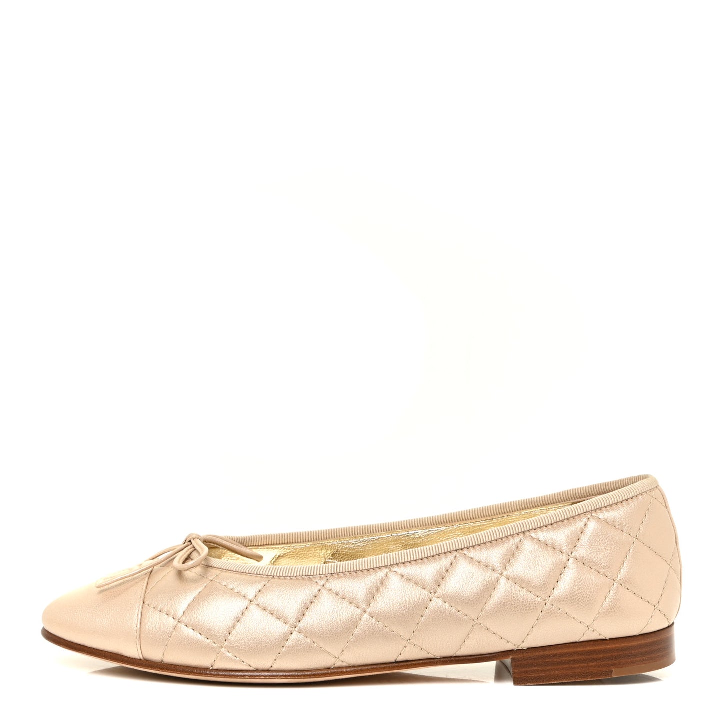 Iridescent Lambskin Quilted CC Cap Toe Ballerina Flats 38.5 Beige