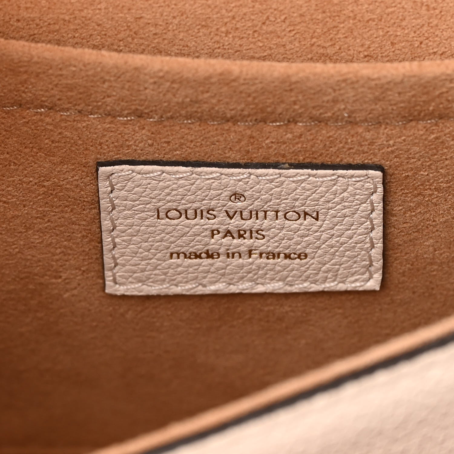 Louis Vuitton Grained Calfskin Lockme Tender Quartz 6 of 10