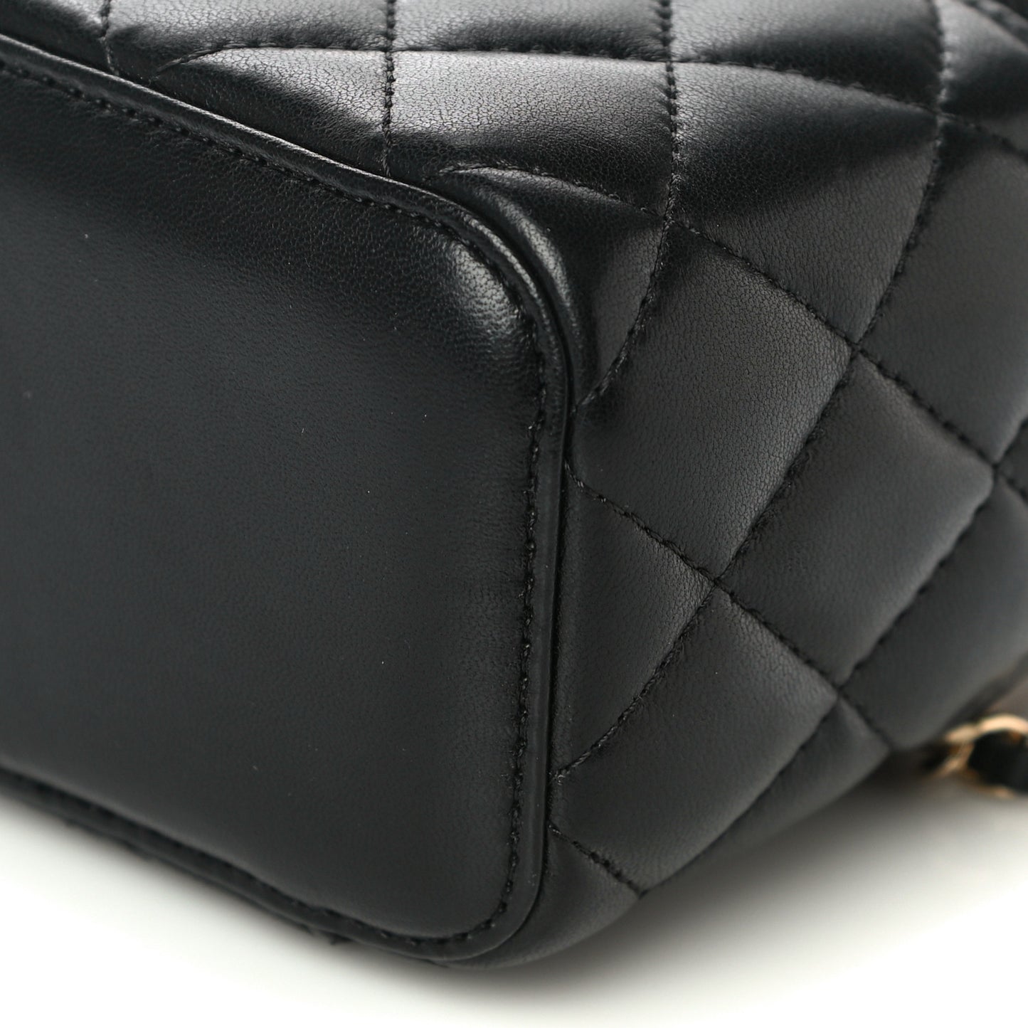 Lambskin Quilted Mini Vanity Case With Chain Black