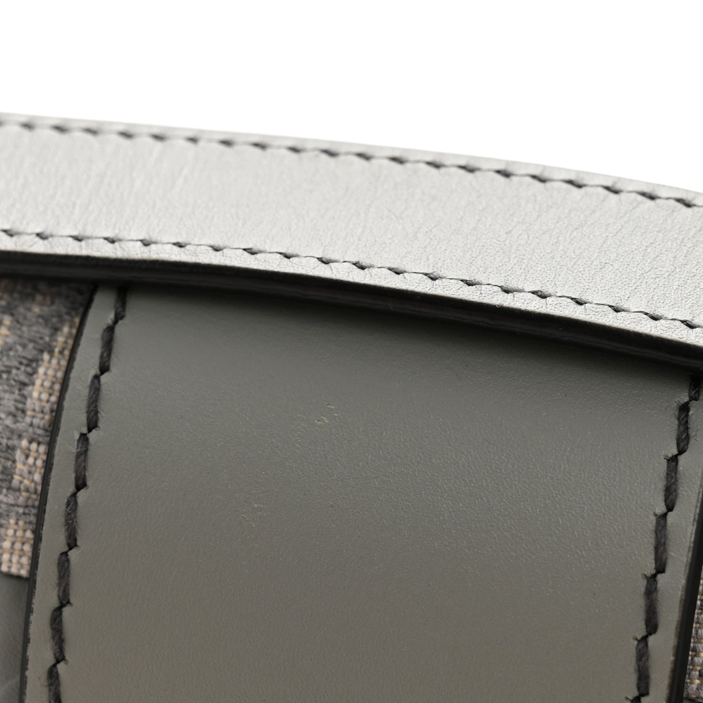 Oblique 30 Montaigne Flap Bag Grey
