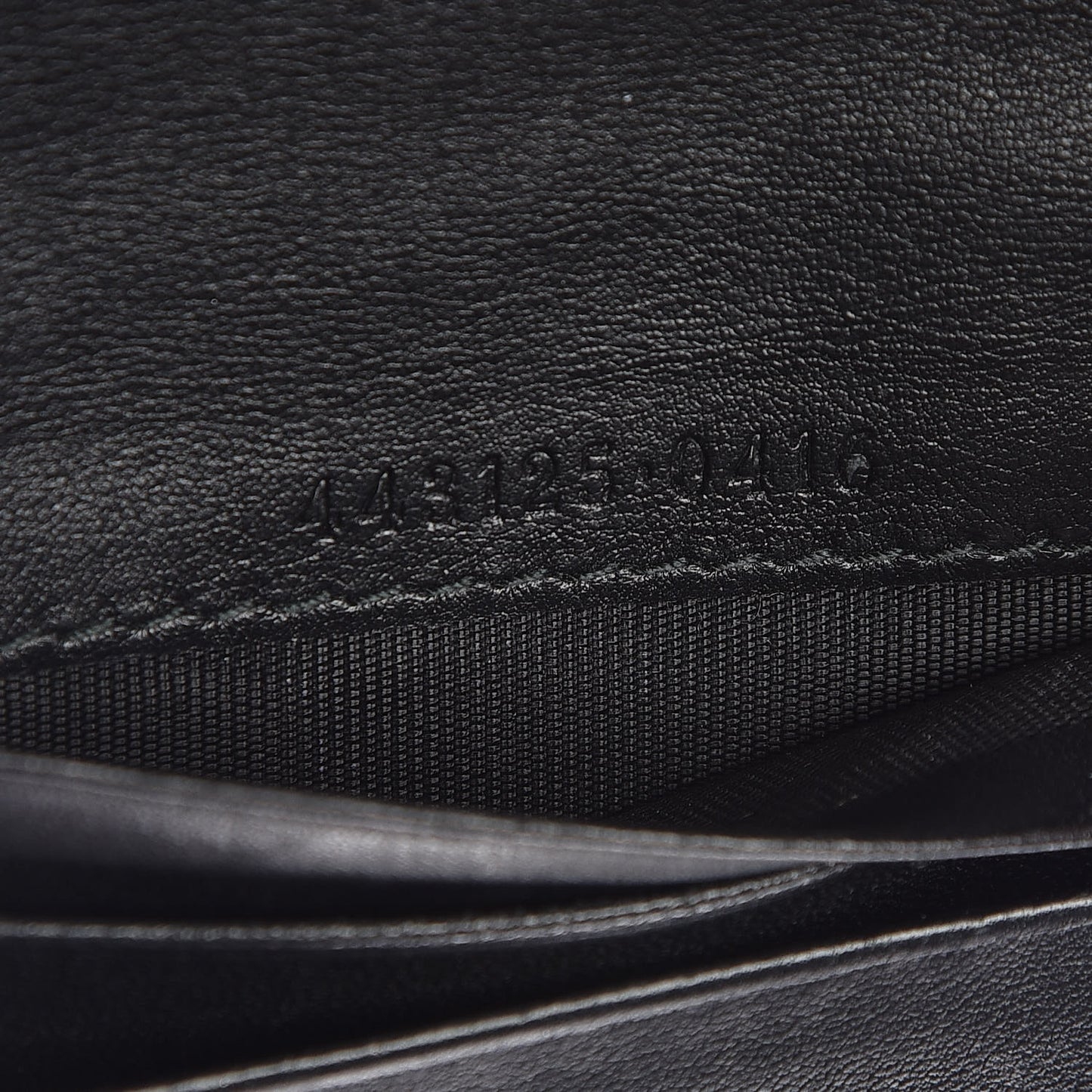 Calfskin Matelasse GG Marmont Card Case Black