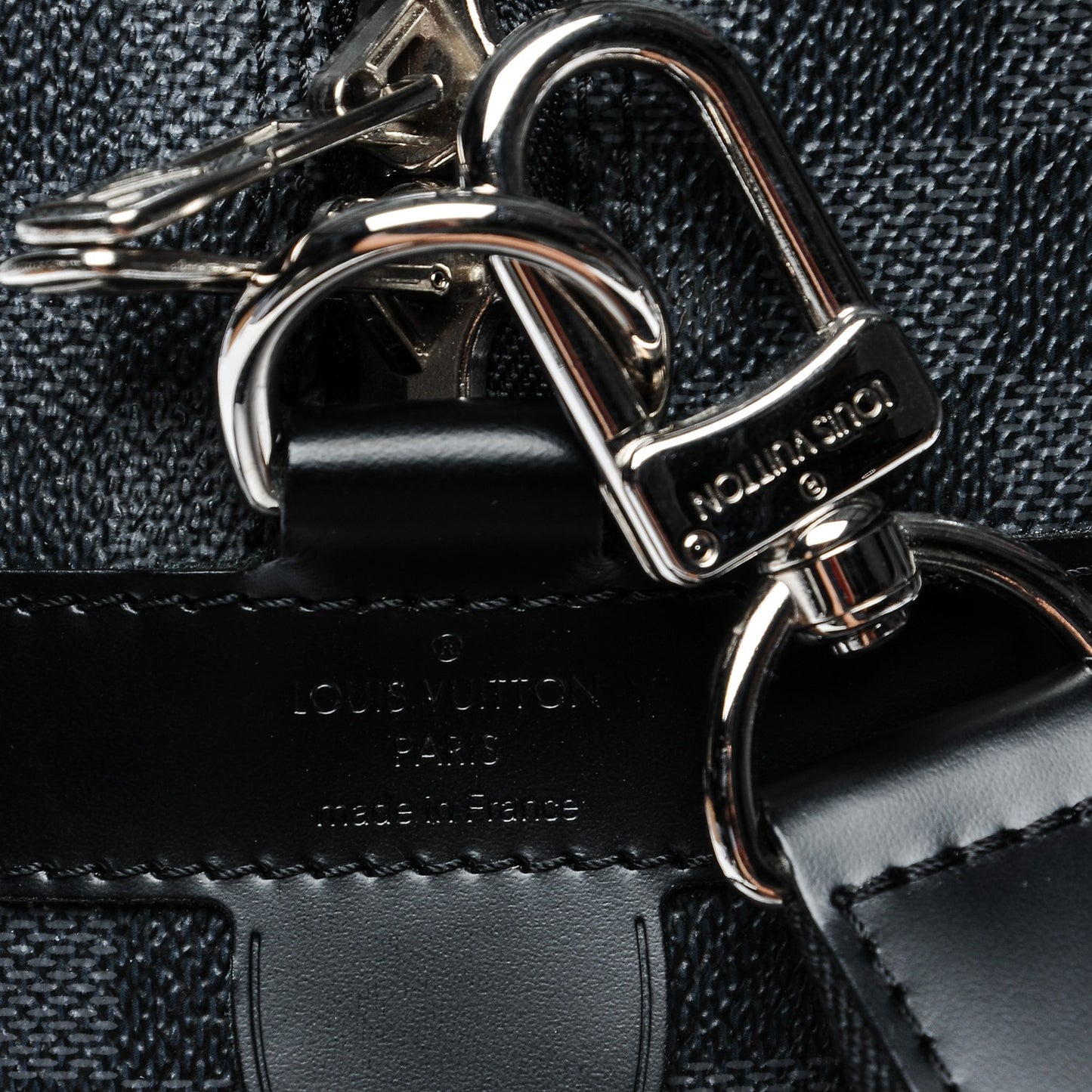 Damier Graphite Porte-Documents Voyage GM