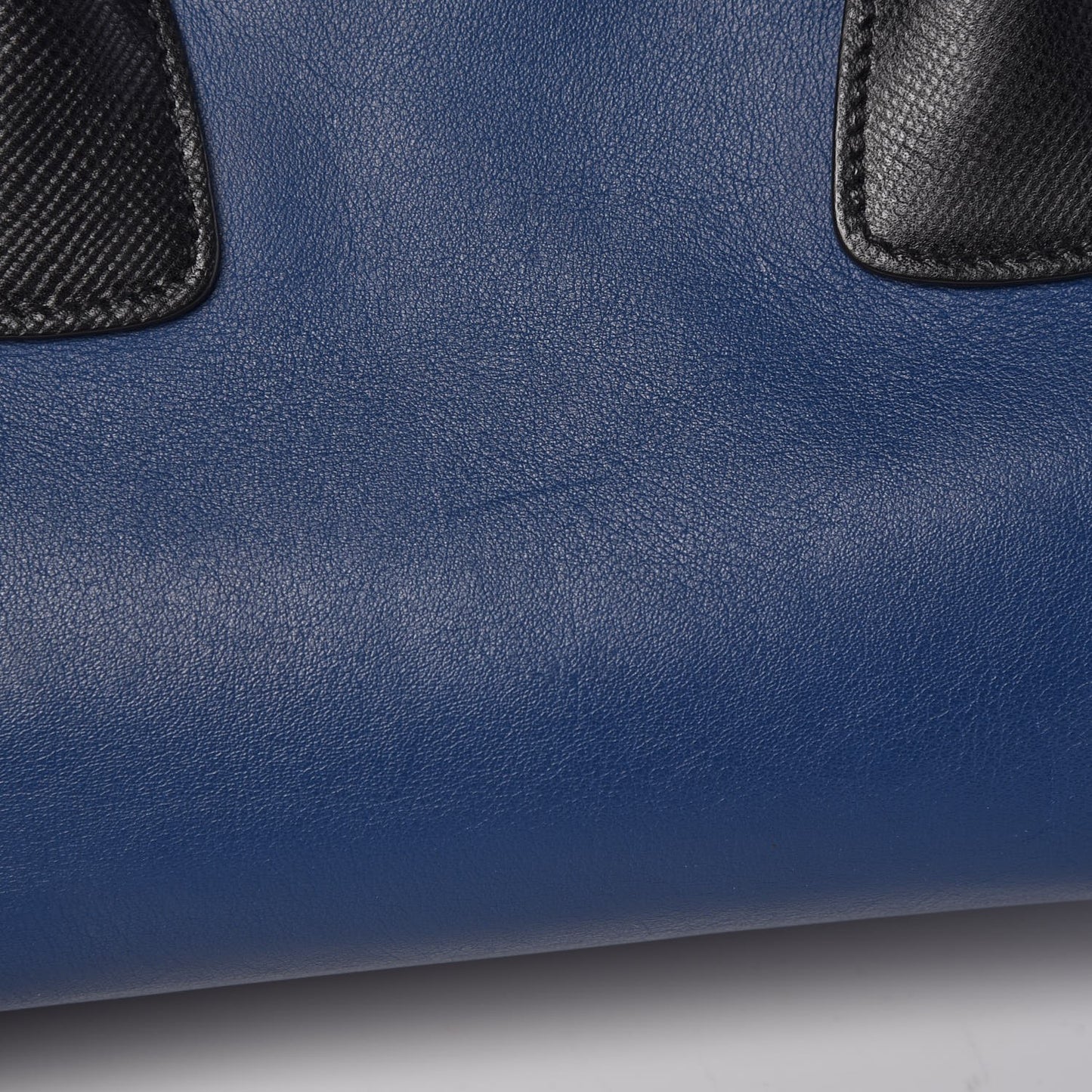 Saffiano City Calf Bi-Color Tote Bluette Black