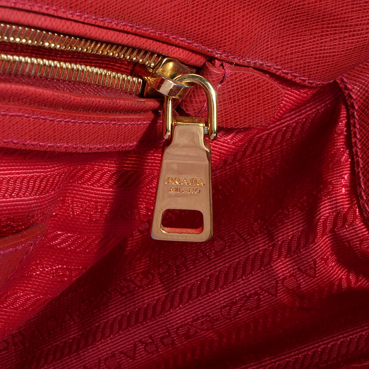 Saffiano Lux Large Double Zip Tote Fuoco