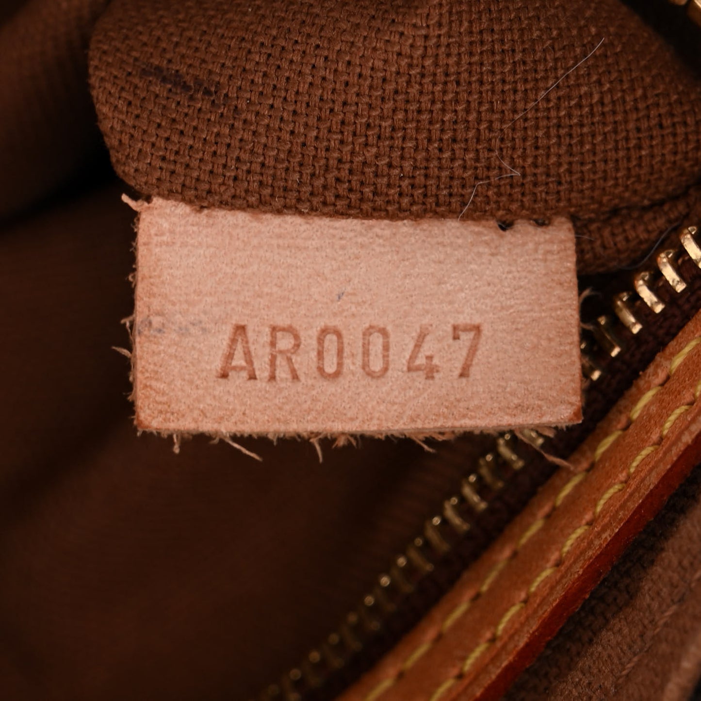 Monogram Trotteur