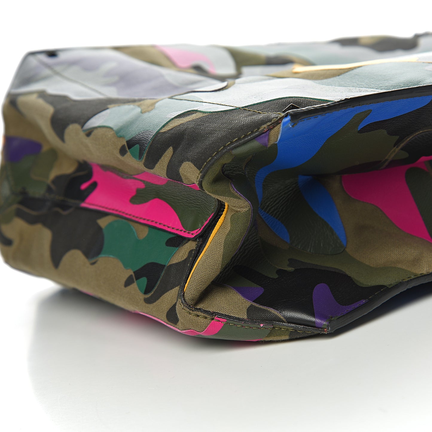 Nappa Camouflage Rockstud Vertical Tote Multicolor