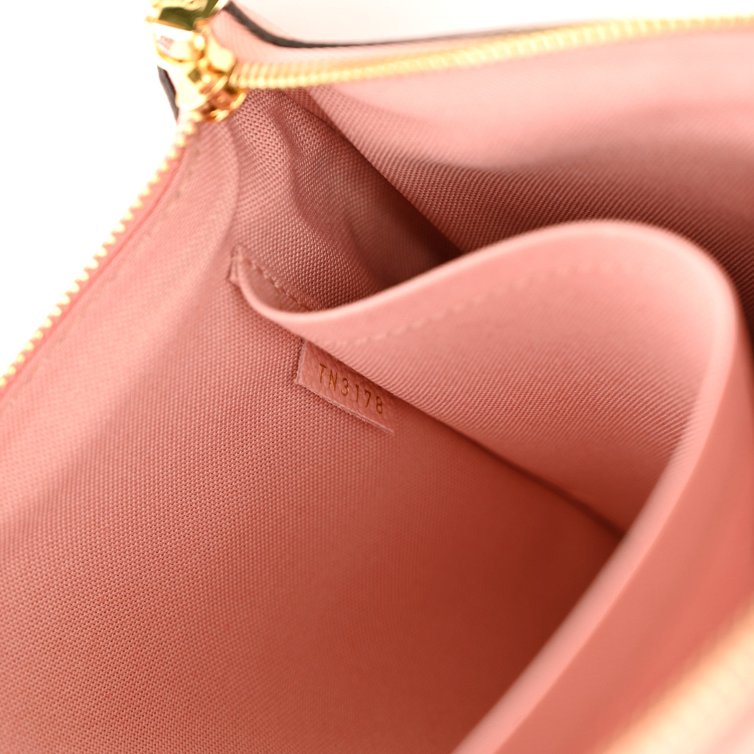 Louis Vuitton Empreinte Daily Pouch Rose Poudre 7 of 8