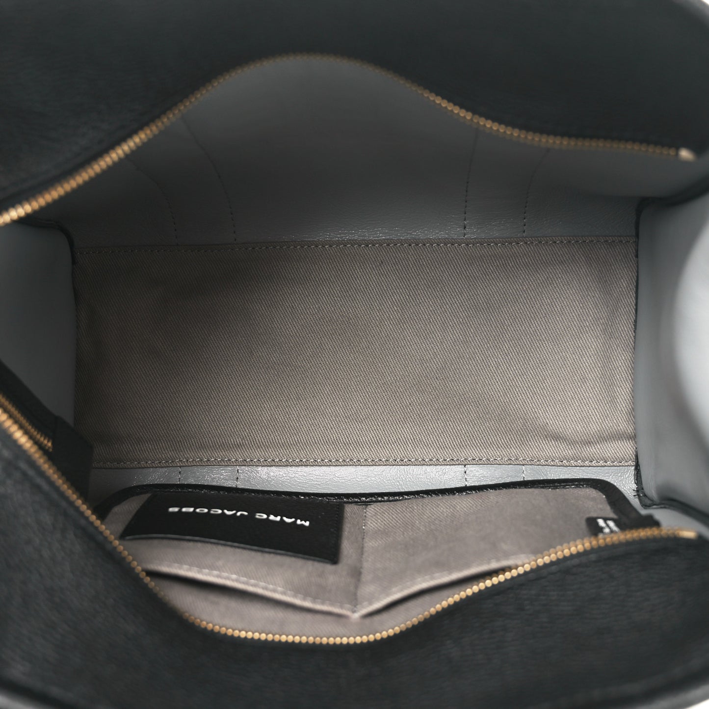 Grained Calfskin Medium The Tote Bag Black