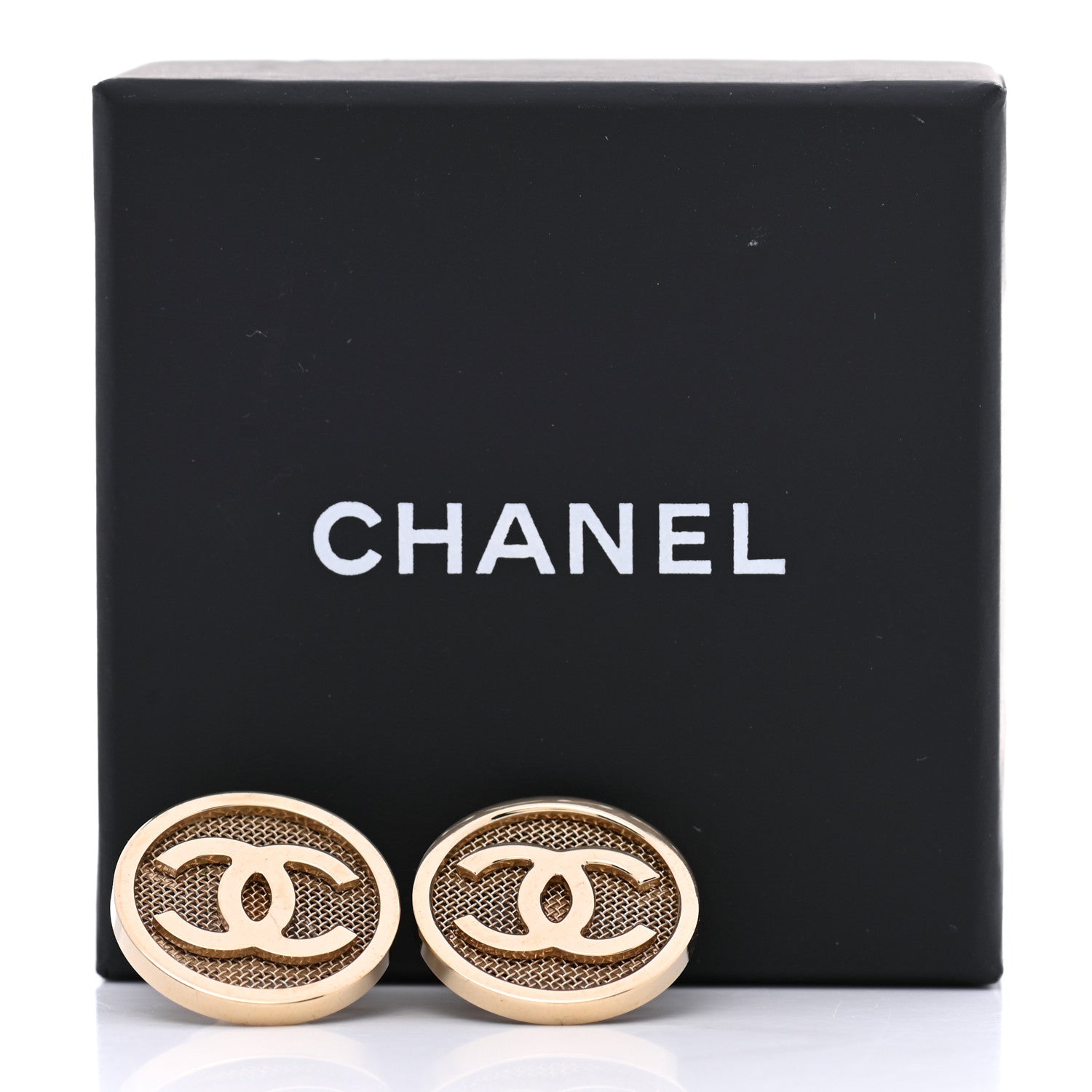 Chanel Metal Mesh Circle CC Earrings Gold 6 of 6