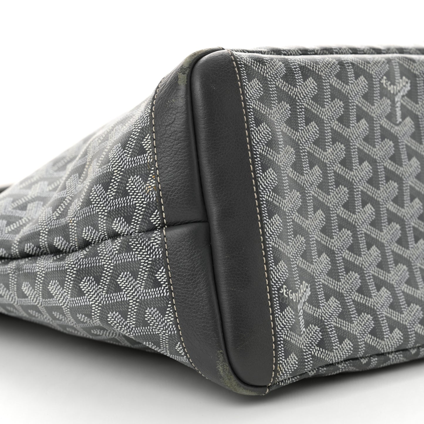 Goyardine Artois MM Grey