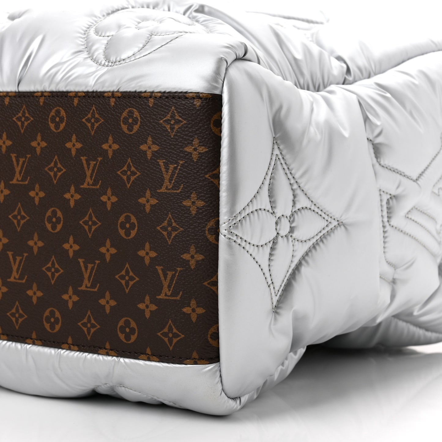Econyl Monogram Pillow Giant Onthego GM Silver