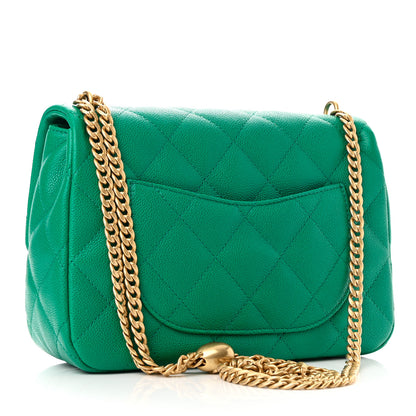 Chanel Caviar Quilted Sweetheart Flap Green 2 of 11