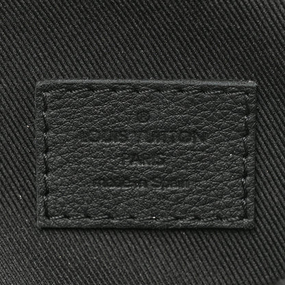 Louis Vuitton Calfskin Monogram Shadow Discovery Bumbag Black 6 of 9