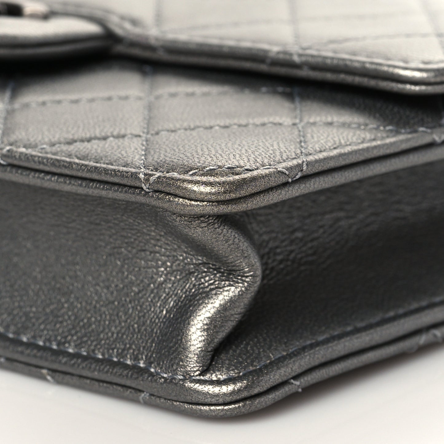Metallic Goatskin Quilted Small Chic Pearls Flap Silver