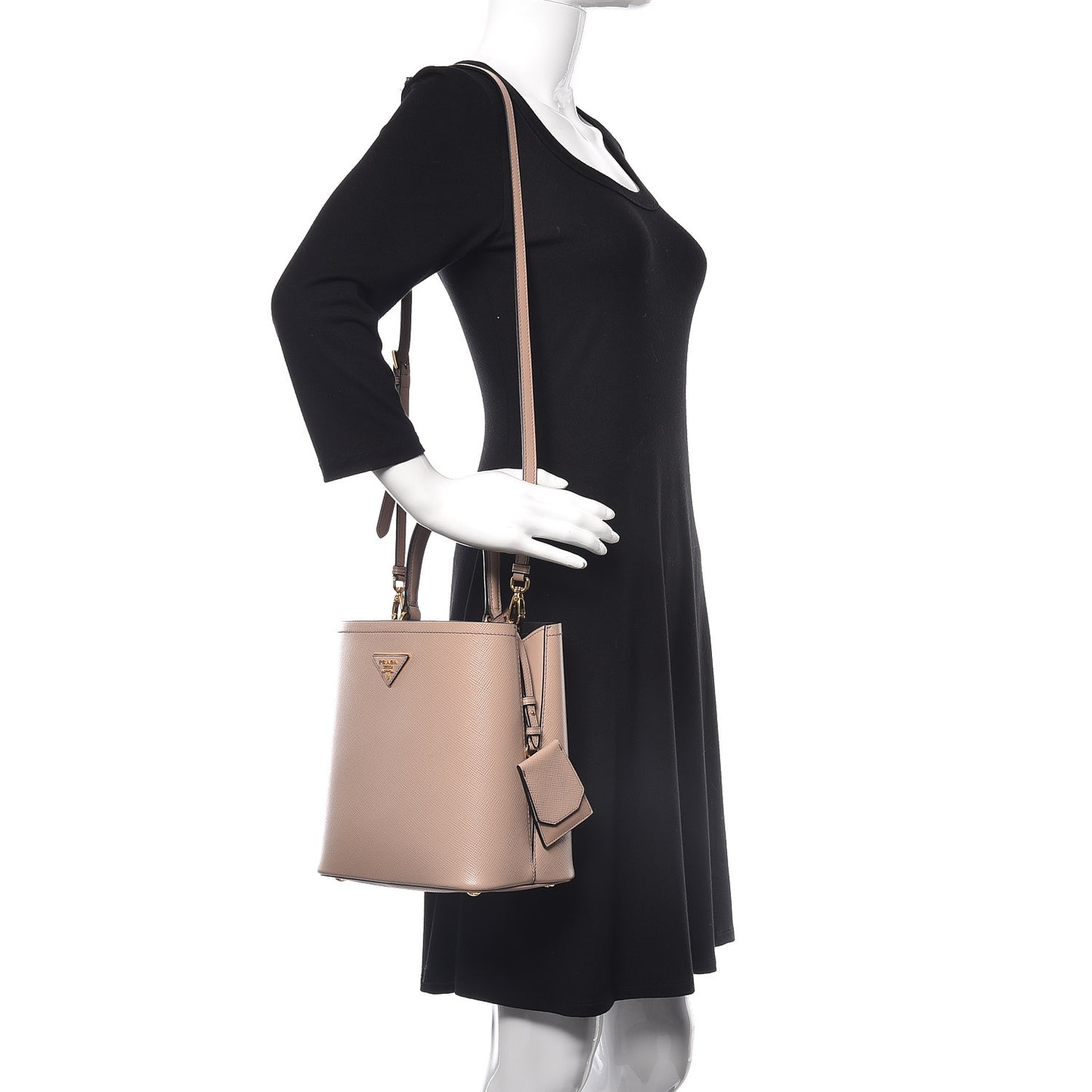 Saffiano Cuir Medium Panier Bucket Bag Cipria Black