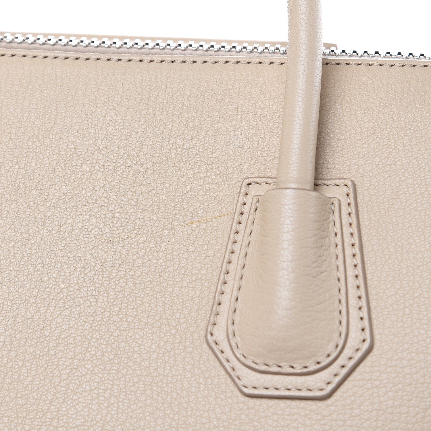 Givenchy Sugar Goatskin Medium Antigona Skin 14 of 18