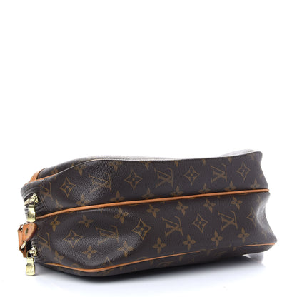Louis Vuitton Monogram Reporter PM 4 of 11