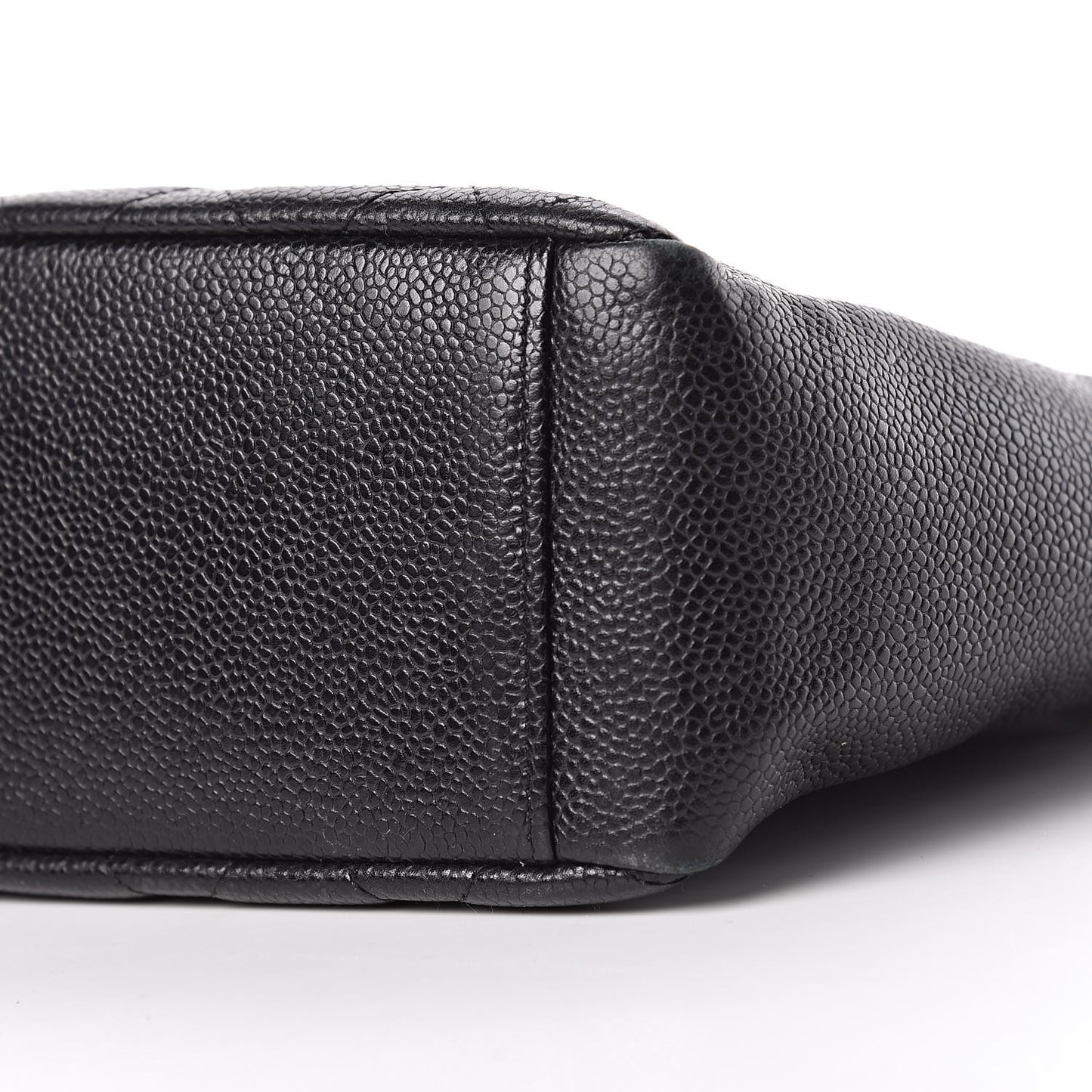 Caviar Quilted Petit Shopping Tote PST Black