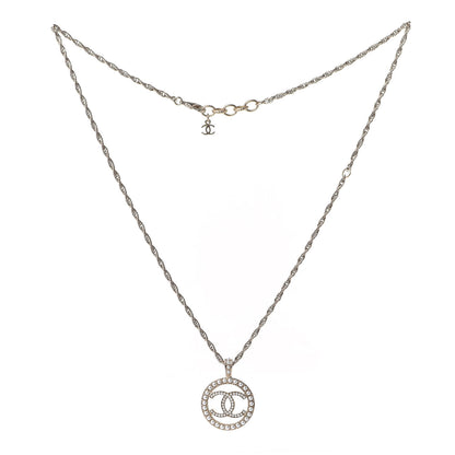 Chanel Pearl CC Round Pendant Necklace Gold 3 of 6