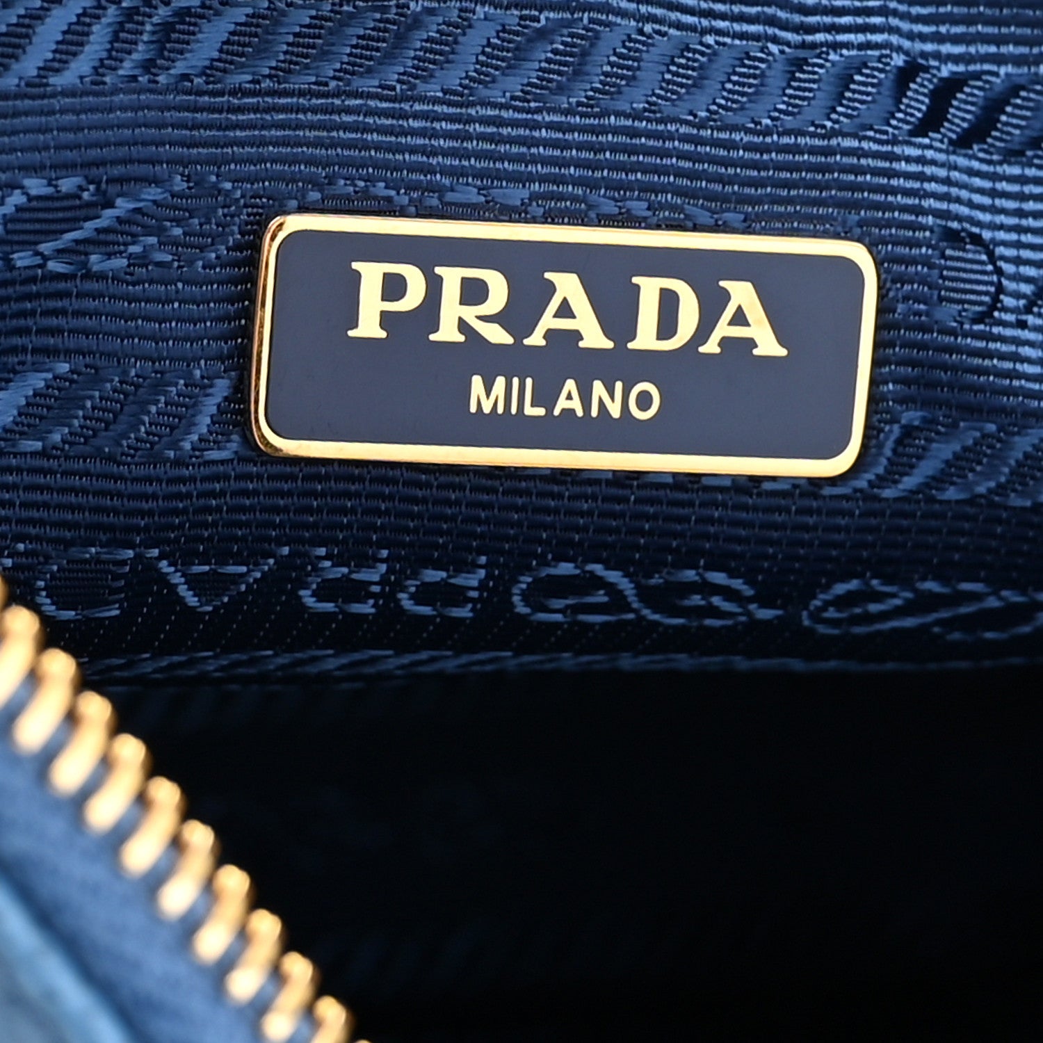 Prada Saffiano Lux Mini Re-Edition Shoulder Bag Onda 6 of 11