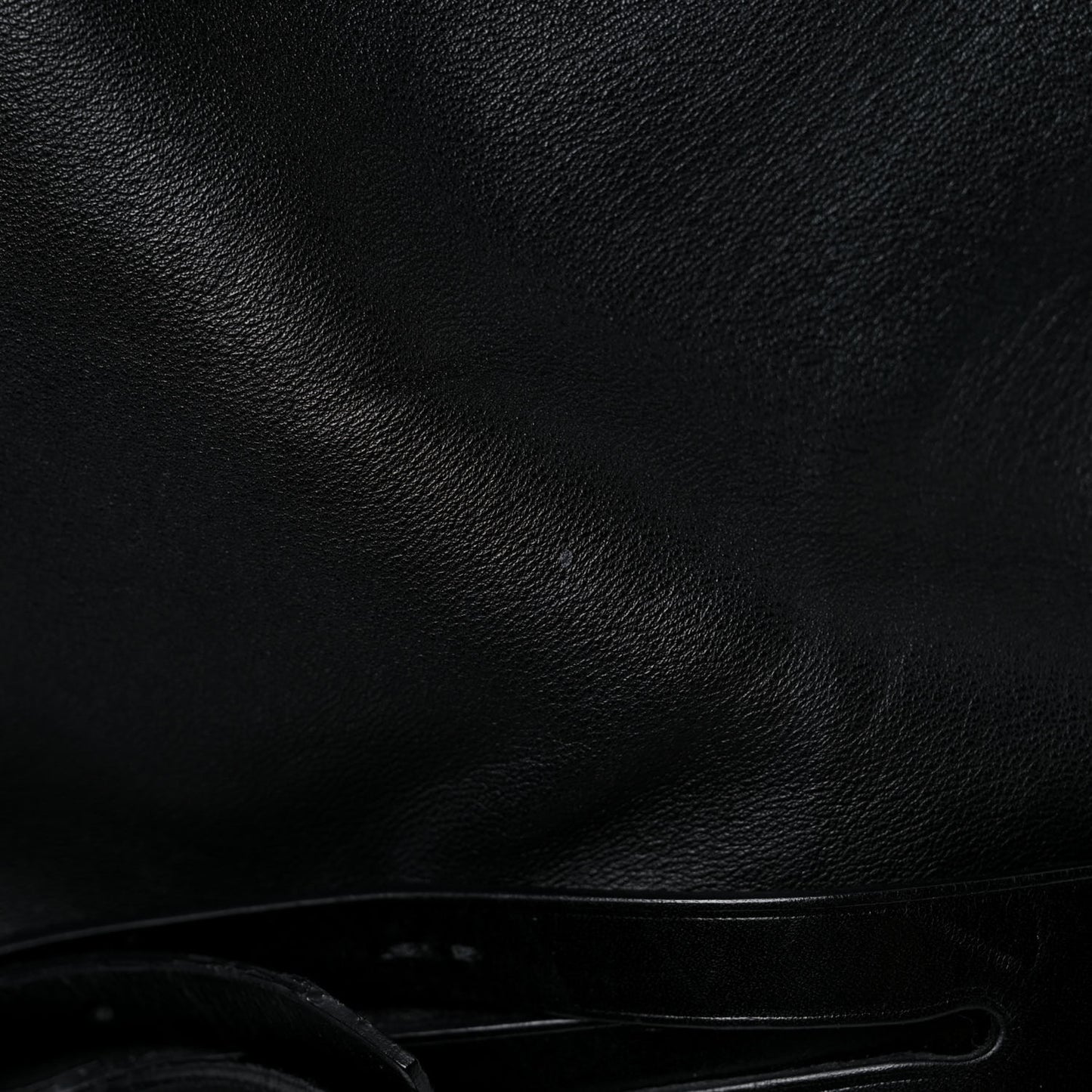 Soft Lambskin Bridle Calfskin Medium Gosford Hobo Black