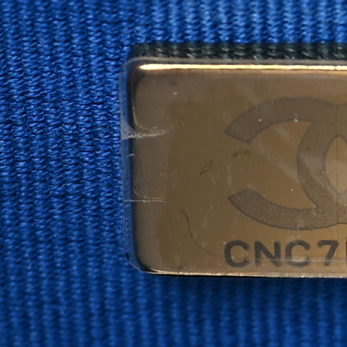 Caviar Quilted Wallet On Chain WOC Blue