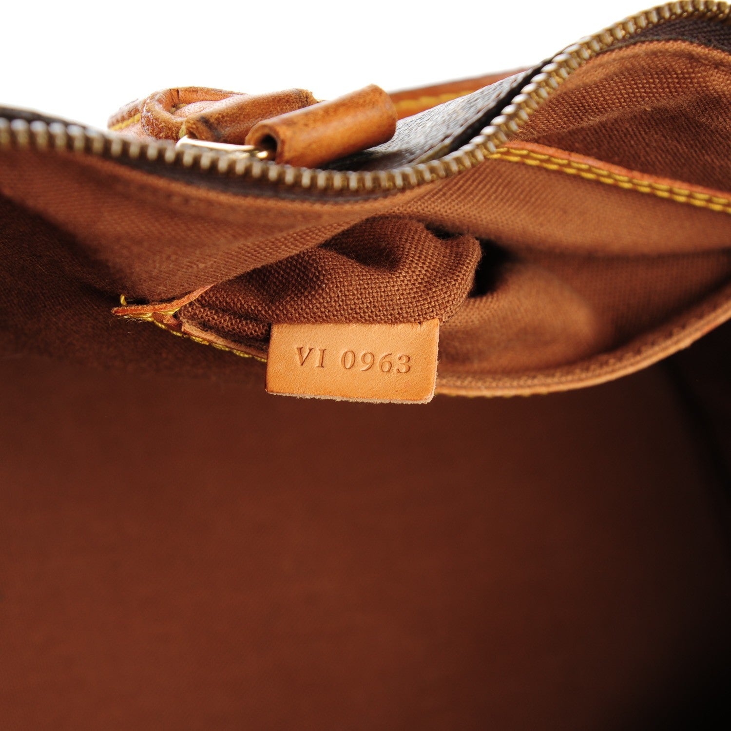 Louis Vuitton Monogram Alma PM 6 of 9