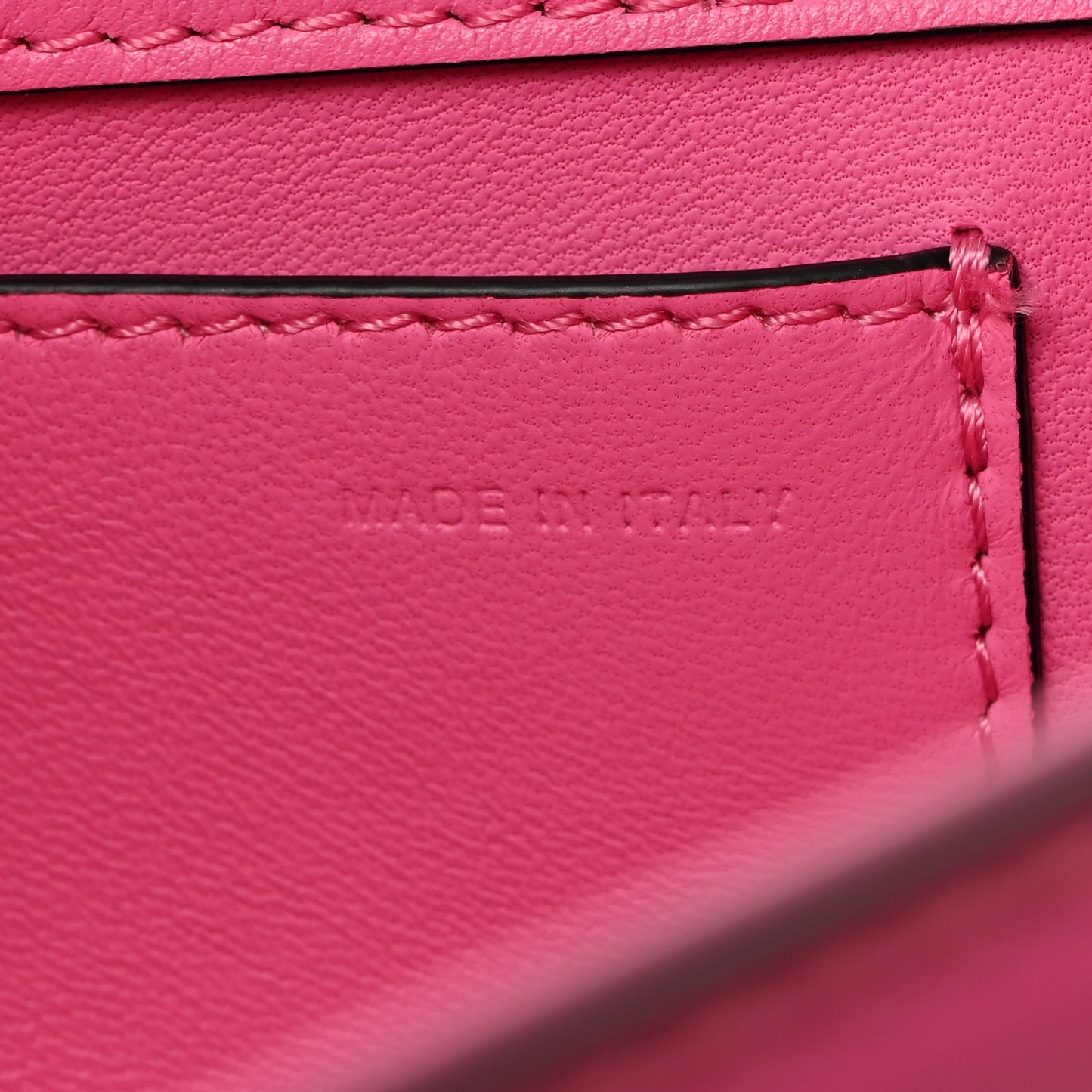 Calfskin Vlogo Loco Shoulder Bag Feminine Pink