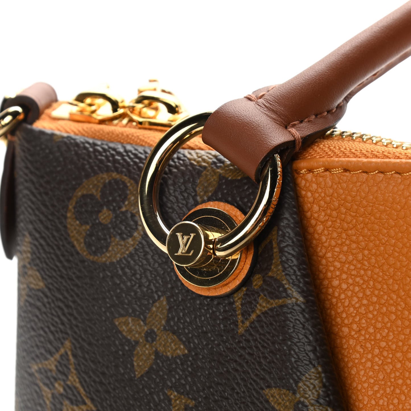 Monogram V Tote MM Safran