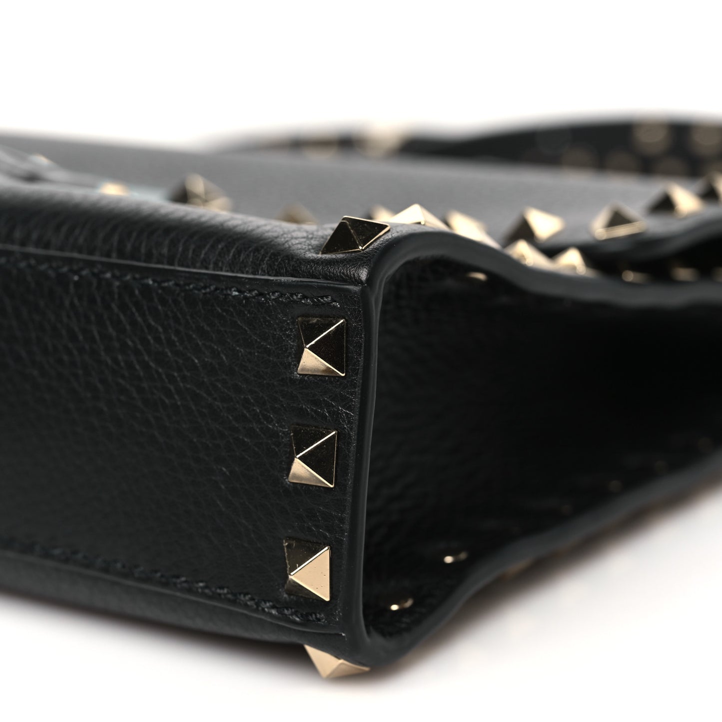 Pebbled Calfskin Medium Rockstud Flip Lock Crossbody Bag Black