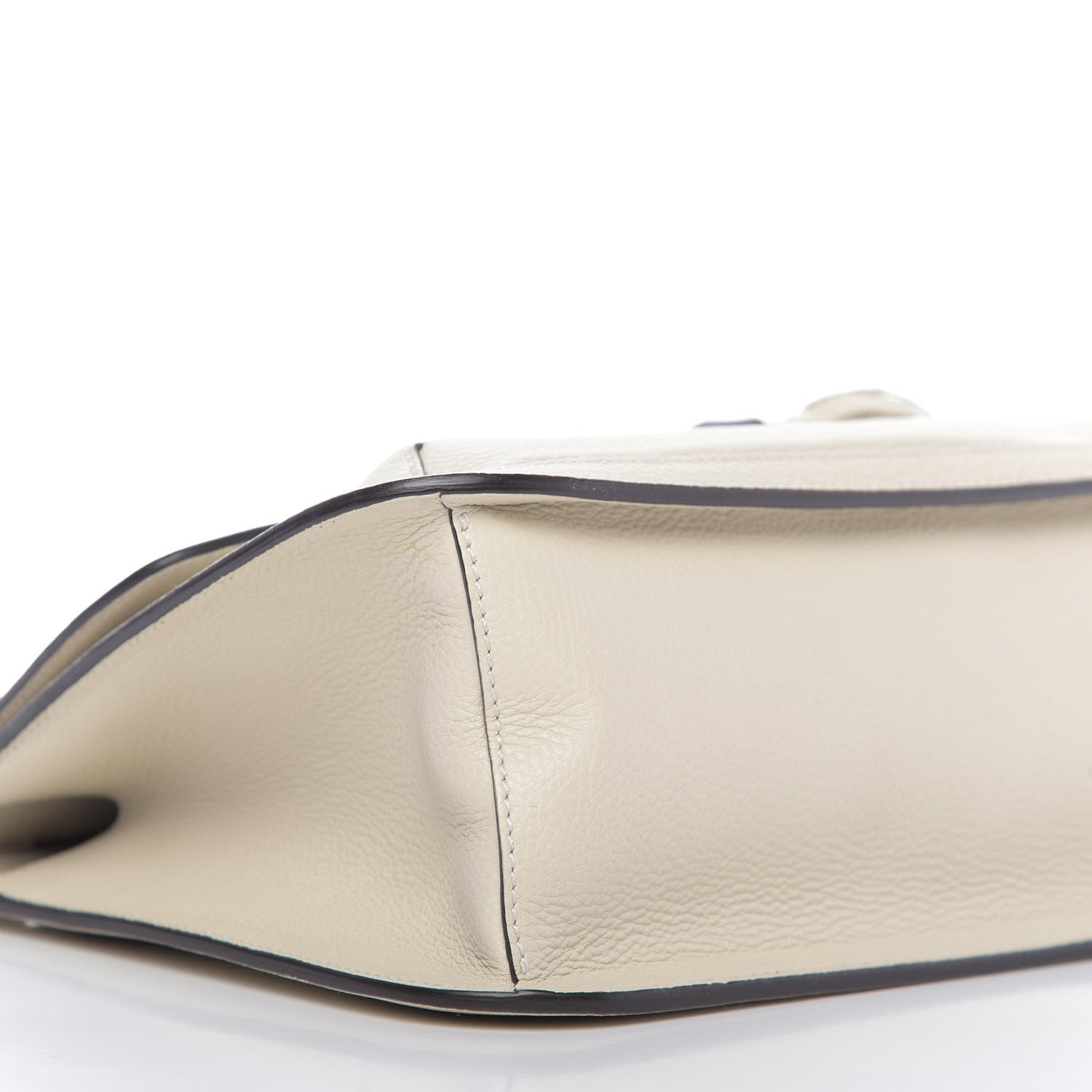 Gucci Pebbled Calfskin Medium Bamboo Daily Flap Shoulder Bag Mystic White 6 of 8