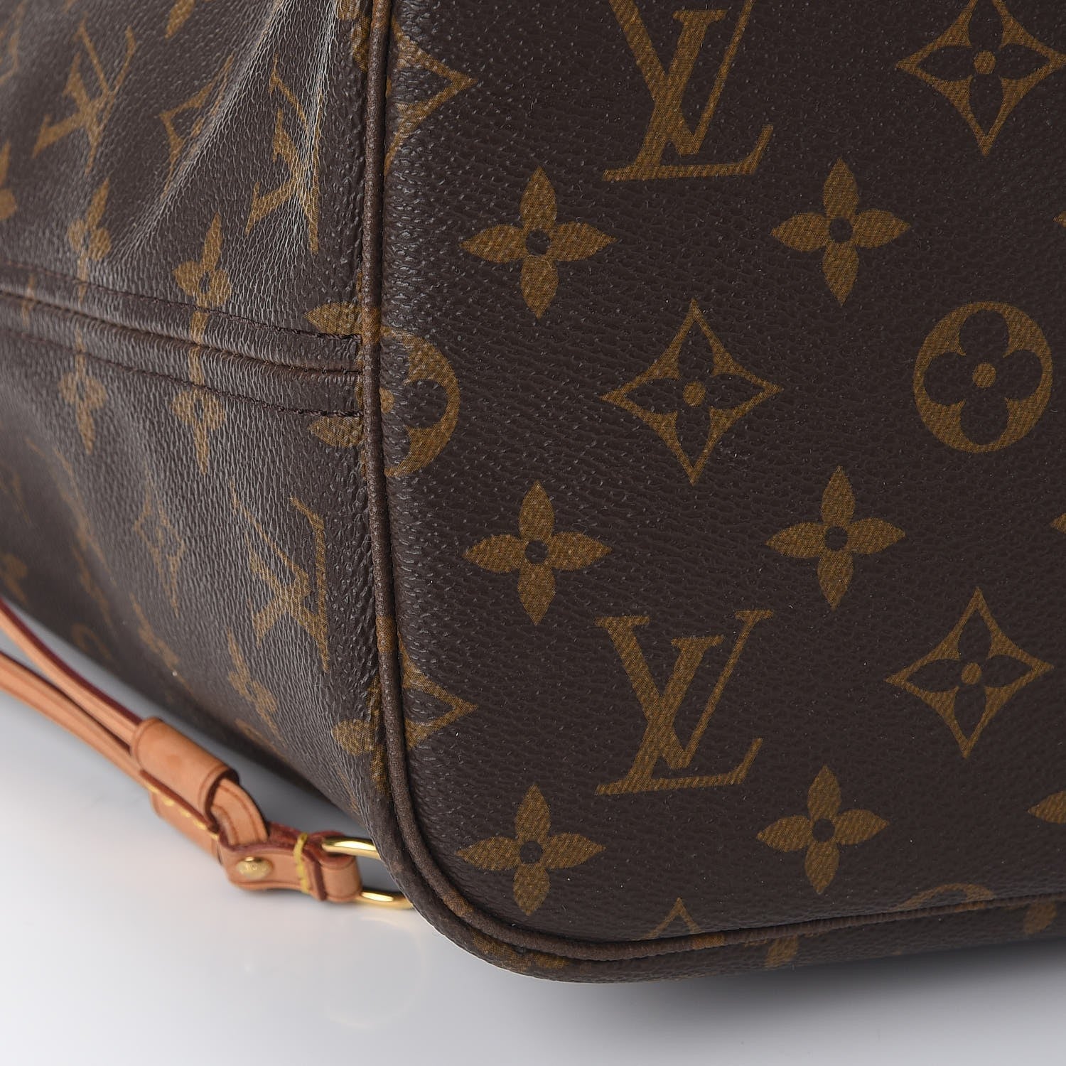 Louis Vuitton Monogram Neverfull MM 20 of 22