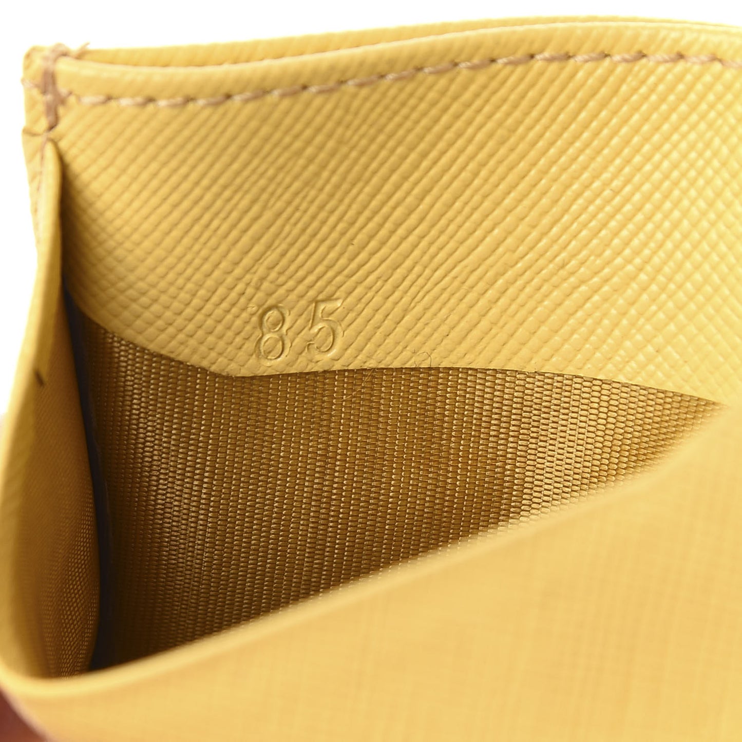 Saffiano Triangle Card Holder Ginestra