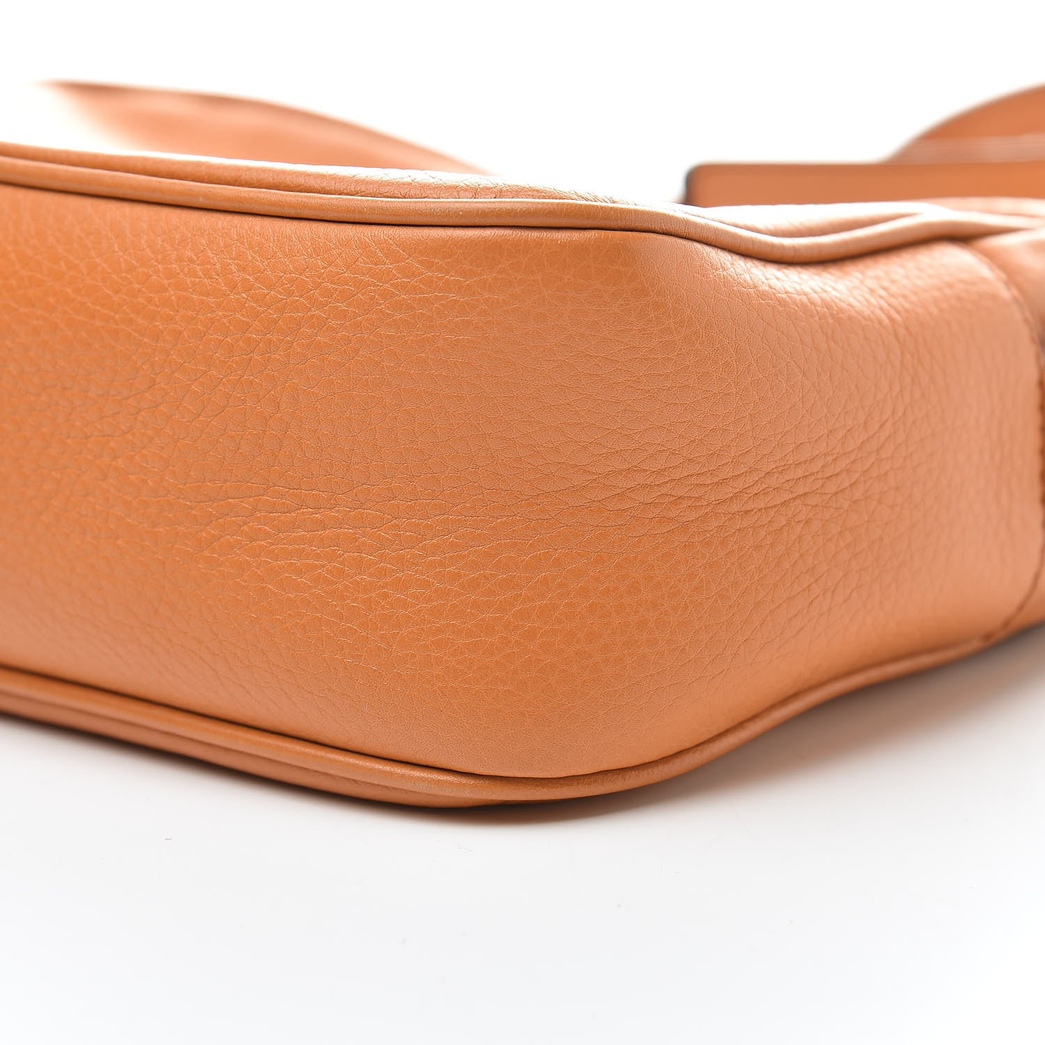 Gucci Pebbled Calfskin Small Soho Disco Bag Curcuma 10 of 12