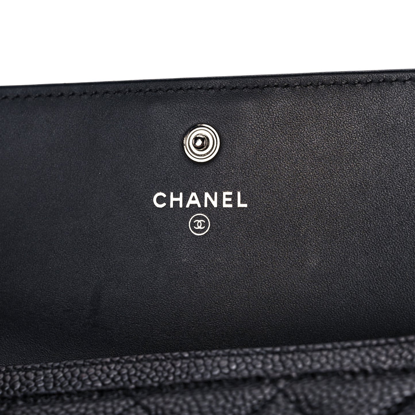 Caviar Quilted Medium Boy Flap Wallet Black