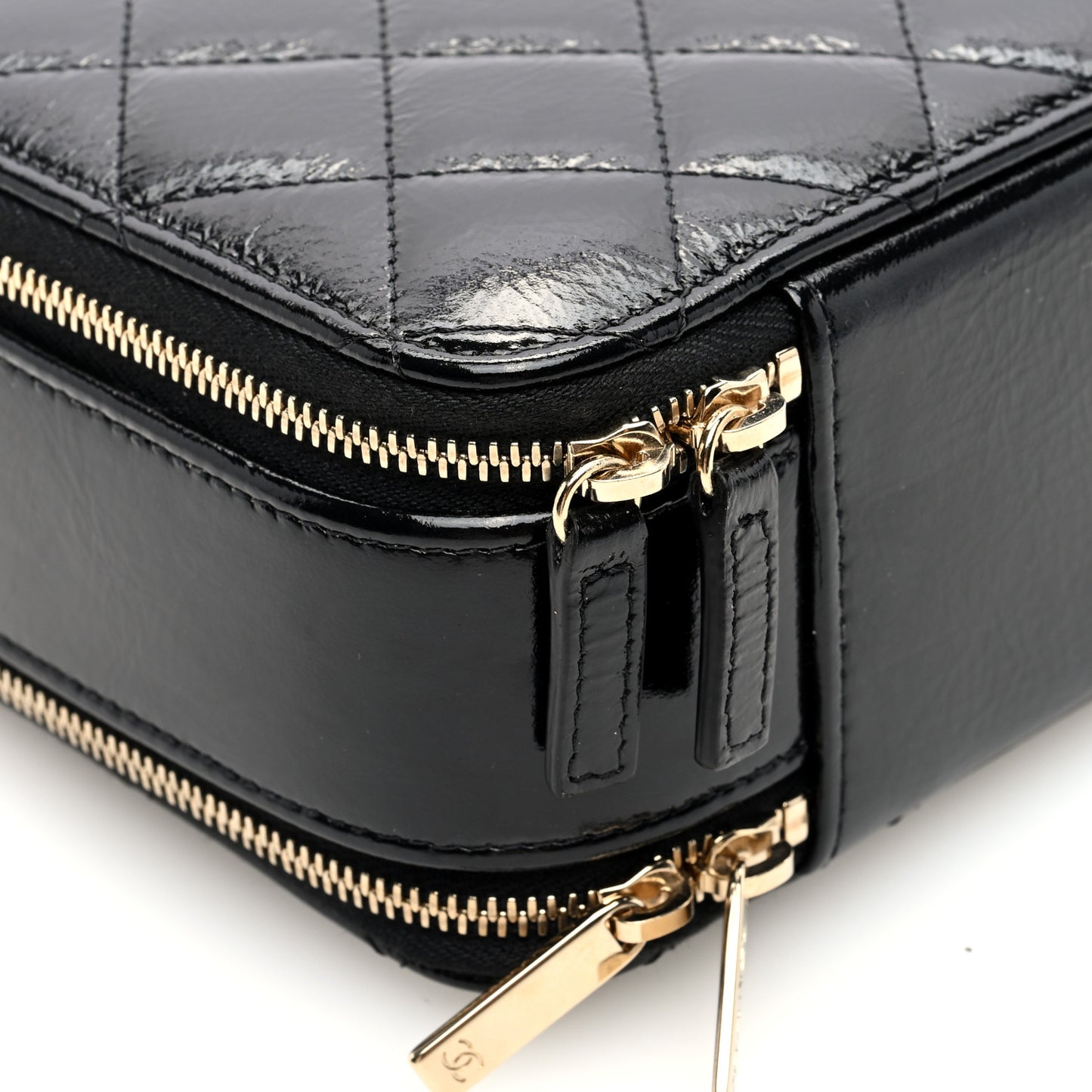Shiny Lambskin Quilted CC Vanity Case Black